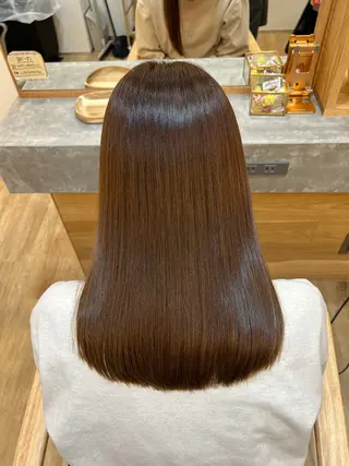 ミディアム リサ tonieのヘアスタイル