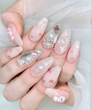 ネイル Lyna 池袋のネイルデザイン