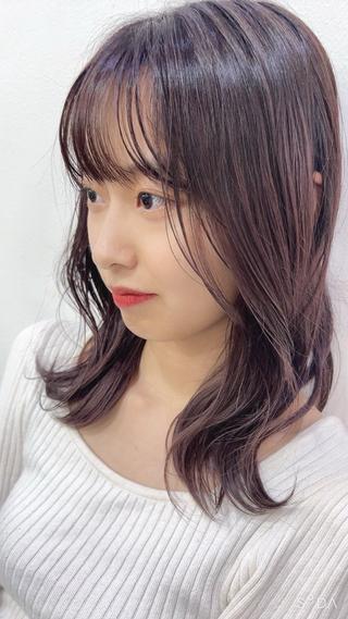 ミディアム カラー 平田 一成のヘアスタイル