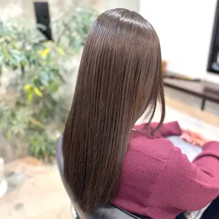 セミロング 艶髪‎カラー🤍 RIKAのヘアスタイル