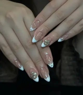 ネイル Iconic Nailのネイルデザイン
