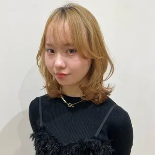 ミディアム 宮成 佳歩のヘアスタイル