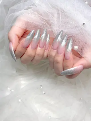 ネイル PEEKABOO 旧:momo京橋のネイルデザイン