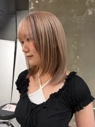 セミロング カラー 美髪縮毛矯正✨ カラーが得意💪本間のヘアスタイル