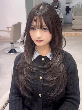 ロング &.TIGRE KUMAMOTOのヘアスタイル