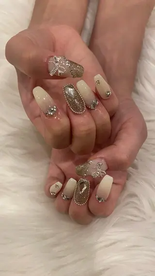 ネイル Tinaネイル 難波のネイルデザイン