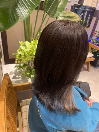 ミディアム 富田 紗世のヘアスタイル