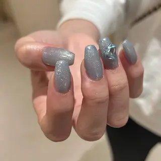 ネイル mikoto 🎀 艶々美フォルムのネイルデザイン