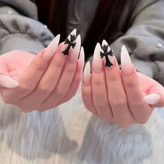 ネイル Luna Gladeのネイルデザイン