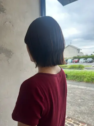 ミディアム ボブ・パーマ 芽衣のヘアスタイル