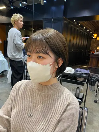 ショート カラー 透明感カラー🌿 グレージュ🐺陽介のヘアスタイル