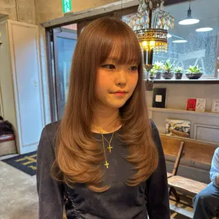 セミロング カラー 柔らかベージュ 🤎YUKAのヘアスタイル