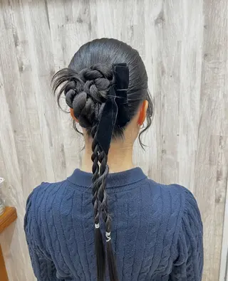 ヘアアレンジ ヘアメイクネイリスト hidemi中目黒のヘアスタイル