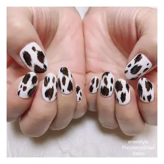 ミディアム ネイル 🐾enen style 🐾のネイルデザイン
