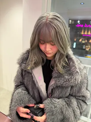 セミロング カラー レイヤー&カラー 人気美容師倉崎涼のヘアスタイル