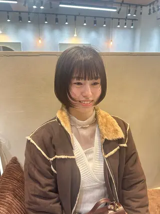 ショート カラー 色落ちまでキレイに! !女性サロンのヘアスタイル