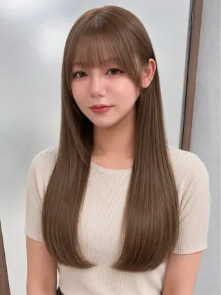 ロング カラー 友田 那都のヘアスタイル
