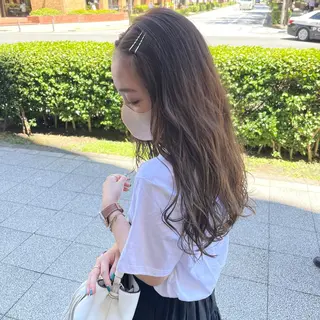ロング カラー パーマ ヘアアレンジ メンズ キッズ ネイル マツエク・マツパ アイブロウ 暖色・前髪カット 🎗️佐藤ゆみこのヘアスタイル