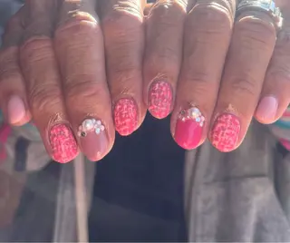 ショート 2DY NAIL SALONのネイルデザイン