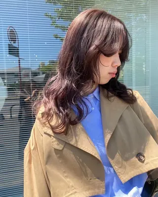 ロング qpulaあいみ 透明感カラーのヘアスタイル