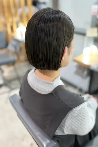 ミディアム カラー 菊地 紗矢のヘアスタイル