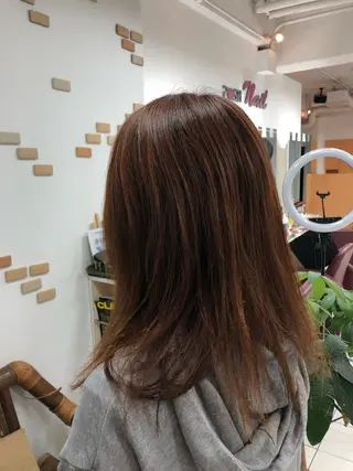 セミロング 海外デザイン好きな方 滝沢錬平のヘアスタイル