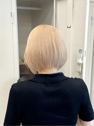 ショート カラー ブリーチ&髪質改善 TAIGAのヘアスタイル