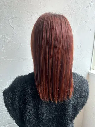 ミディアム カラー 蒔山 菜夕子のヘアスタイル