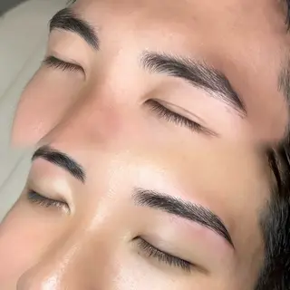アイブロウ 梅田UNI BROW 凪咲🦋のマツエク・マツパデザイン