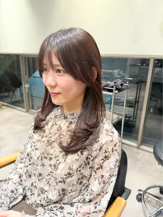 ミディアム カラー 佐藤史哉* 韓国レイヤー赤み除去のヘアスタイル
