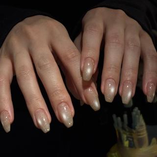 ネイル WHITE NAIL 難波店 YUMAのネイルデザイン