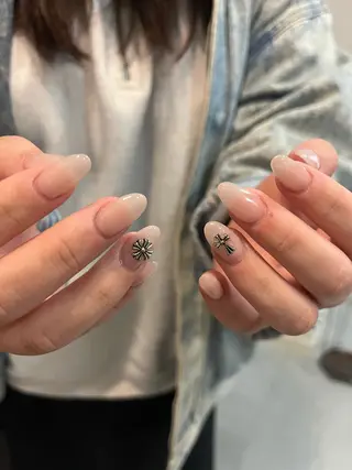 ネイル +vico Reiのネイルデザイン