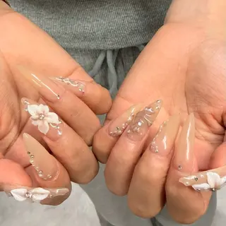 ミディアム 小川 柚香のネイルデザイン