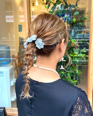 セミロング ヘアアレンジ ブリーチ/パーマ特化 / Miyuki🎨のヘアスタイル