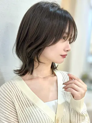 カラー 乙津 寧々のヘアスタイル