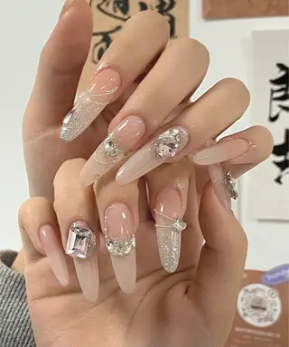 ネイル D-BEAUTY Nailsalonのネイルデザイン