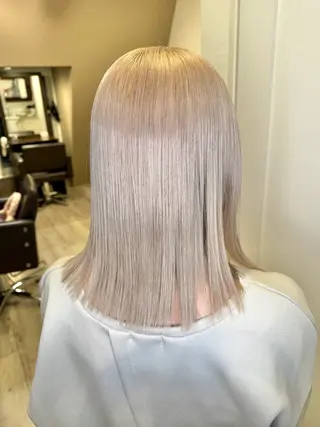 ミディアム 🍀ケアブリーチ カラー🍀坂井のヘアスタイル