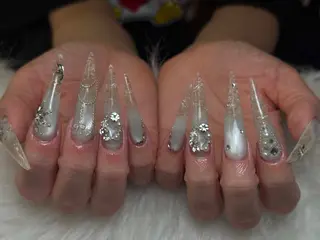 ネイル Lisa Nail Salonのネイルデザイン