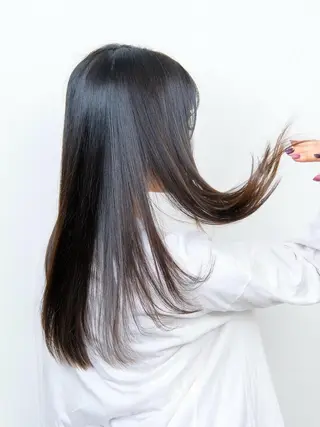 ロング NEOLIVE ROAのヘアスタイル