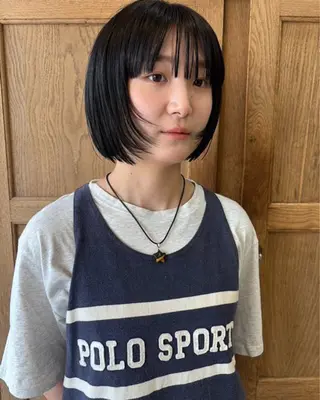 ミディアム 成澤 凜花のヘアスタイル