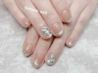 ネイル Nail •Head スパFortunaのネイルデザイン