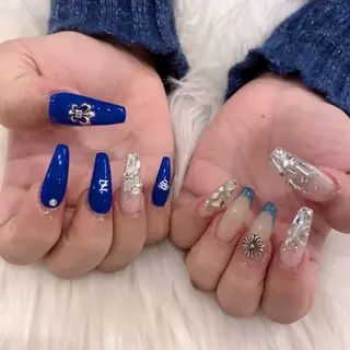 ネイル Tinaネイル 難波のネイルデザイン