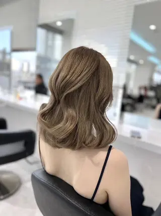カラー official TUNE銀座🪞🪽のヘアスタイル