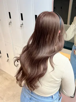 カラー ayaka♡ 柔らかカラーのヘアスタイル