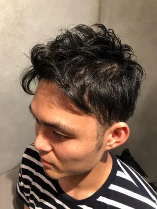 ショート パーマ メンズ 島田 竜也のヘアスタイル