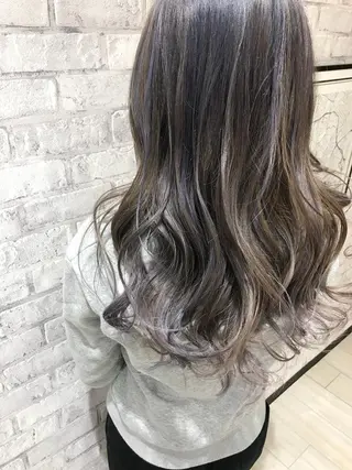 ロング カラー Oopsレイヤー 加藤澄都のヘアスタイル
