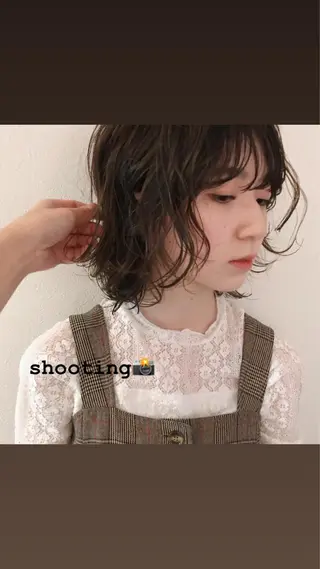 ミディアム カラー 市川 千夏のヘアスタイル