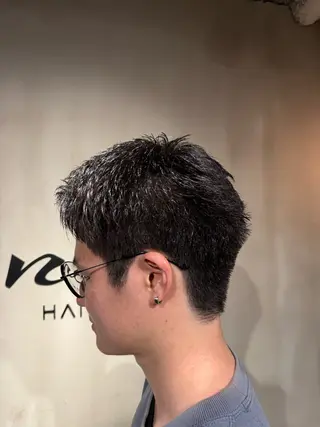 ショート 艶感/レイヤーカット 🌐Taketoのヘアスタイル