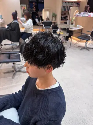 パーマ メンズ 吉松 ここみのヘアスタイル