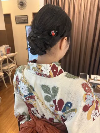 セミロング ヘアアレンジ アレンジ&ショート 💙YUKINOのヘアスタイル